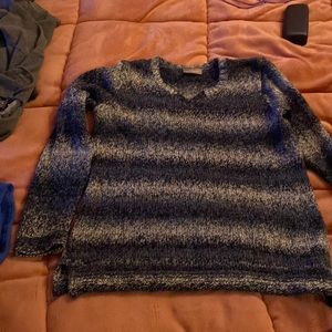 Women size Medium sweater blue and white good shape